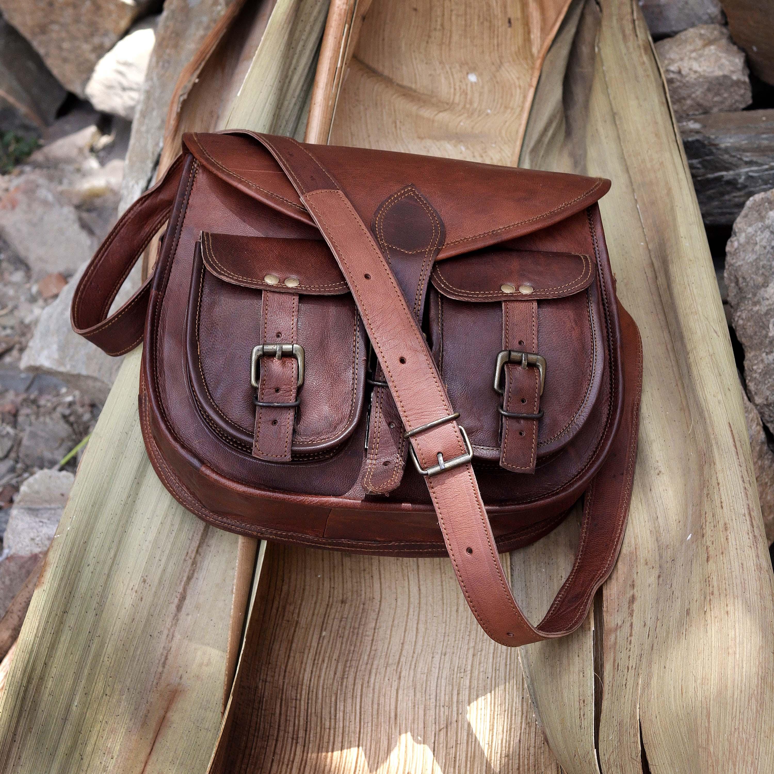 Handmade Leather Crossbody Saddle Bag – Vintage Travel Handbag